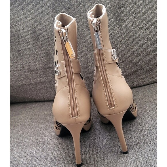 Cosy Island Boots - Picture 7 of 7